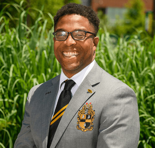 #243: My Toastmasters Education is like a College Degree – Philip Wilkerson III cover image