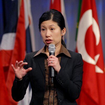 #118: From Shy & Self-Conscious to World-Class Speaker, Mary Cheyne cover image