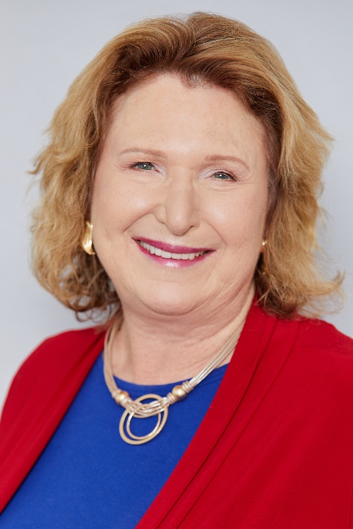 #251: Cultivating Your Authentic Self as a Speaker – Elizabeth Danziger cover image