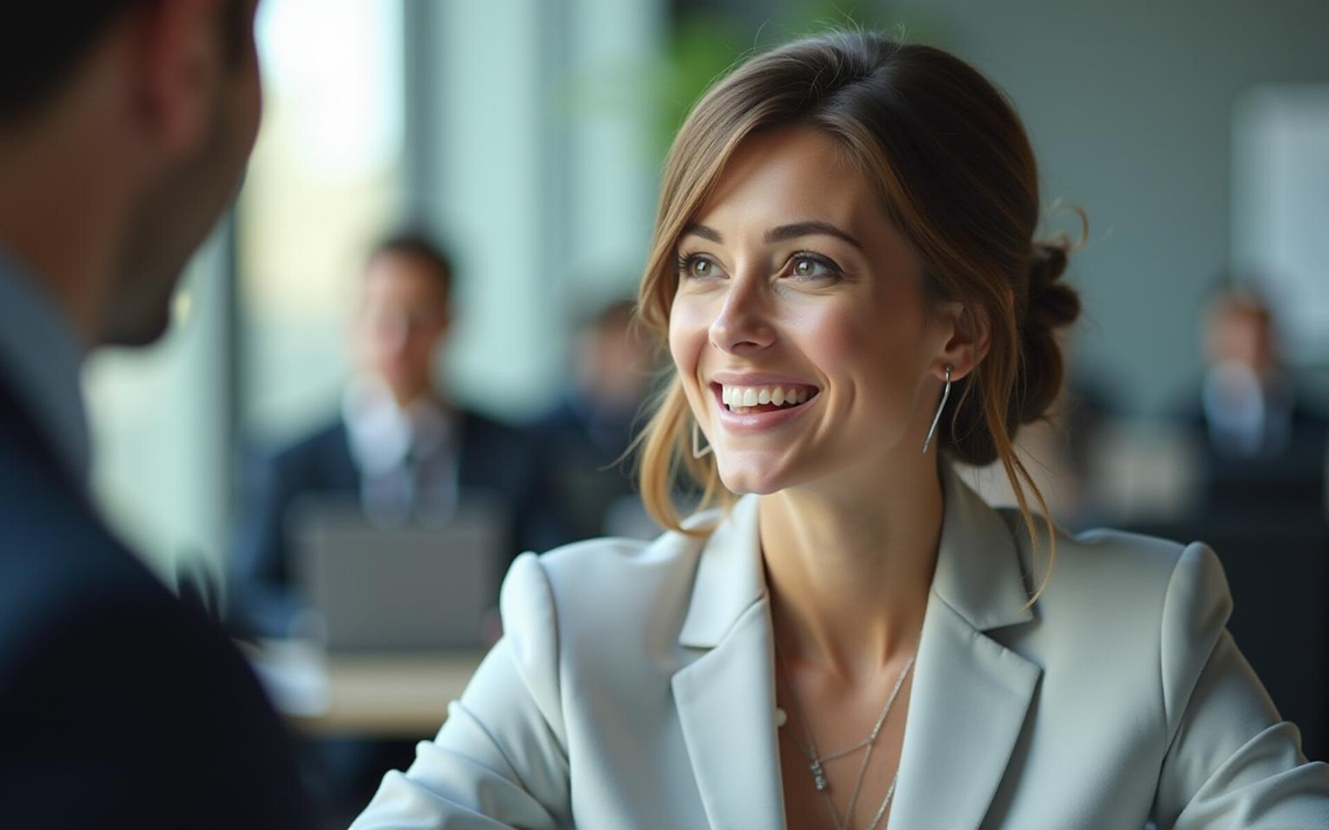 Writing Job Descriptions That Attract the Right People